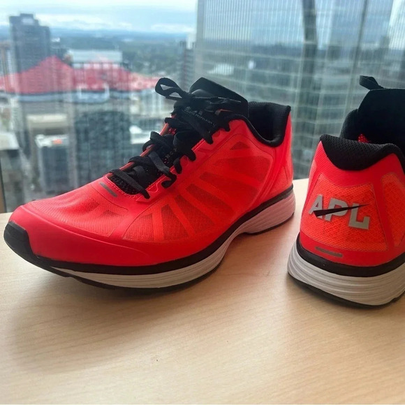 APL Men’s NWOT (Athletic Propulsion Labs) men’s new never worn runners size 10 - Picture 7 of 11